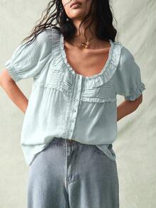 SoleilVie Blusa de verano de mujer con botones frontales, manga corta y volantes en color liso - Celeste - Ver 3