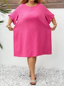 SHEIN CURVE+ Plus Size Women's Solid Color Round Neck Short Sleeve Straight Loose Casual Dress For Summer/ Vacation Summer Dress Summer Outfits Summer Clothes Spring Dress Spring Outfit Women Spring Clothing Floral Dress For Women Beach Vacation Outfits For Women Vacation Dress Bohemian Pink Dress Summer Plus Size Dress - Hot Pink - View 2