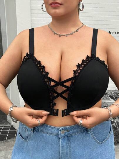 SHEIN CURVE+ 1pc Plus Size Women Non-Wired Lace Trim Crisscross Cami Top