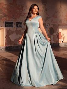 Aureia Plus Size Elegant Romantic Off-Shoulder Flared Sleeve A-Line Dress, Suitable For Wedding, Party, Celebration, Formal Events, Bridesmaid Dress (Intricate Design) - Green - View 9