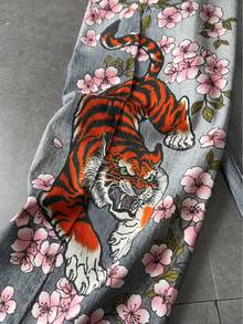 ROMWE MEN Street Life 男士休闲时尚街头度假风虎纹花卉印花水洗牛仔裤 - 灰色 - 查看 7