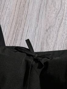 SHEIN Clasi Plus Size Elegant Black & White Contrast Bow Decor Fitted Camisole Tank Top, Summer - Black - View 5