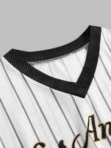 Girlism 少女白色条纹V领短款T恤，宽松撞色短袖T恤，适合夏季街头、日常休闲、运动、购物、返校、度假、大学风、复活节、音乐节、毕业典礼、家庭聚会等场合。 - 黑與白 - 查看 6