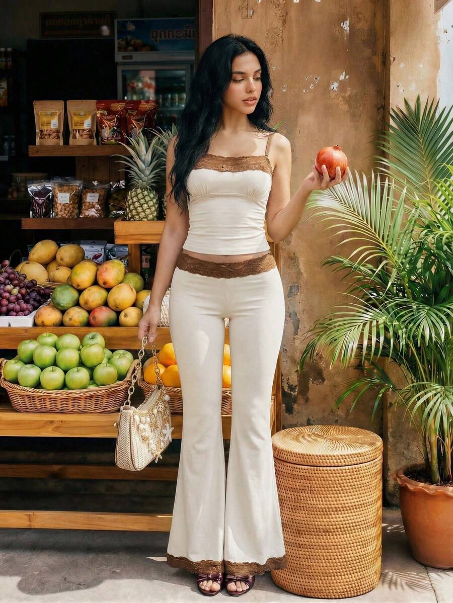 Sweetina Bộ 2 món gồm áo hai dây ren và quần ống loe, trang phục thường ngày dành cho tuổi teen. - Màu be - Xem 1
