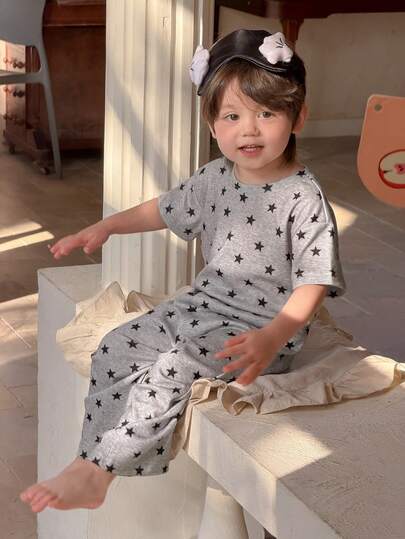 DAZY Infant/Baby BoyHigh Elasticity Modal Children Pajamas, Boys & Girls Summer Short Sleeve Lightweight Sleepwear Set