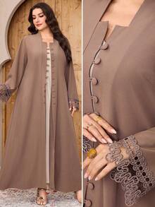 SHEIN Najma Plus Size Women's Contrast Lace Long Sleeve Single-Breasted Abaya - Coffee Brown - View 4