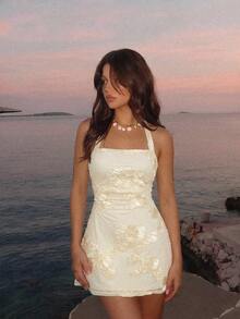 SHEIN MOD 杏色露背蕾丝刺绣短裙——魅力宫廷风，梦幻浪漫，适合约会、派对、女士春夏装、春假、度假、野餐、节日、生日等场合。 - 杏色 - 查看 1