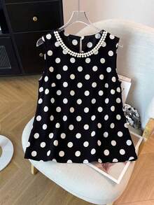 GlowEve CURVE Plus Size Women Pearl Decor Black And White Sleeveless Blouse Tea Party Summer Elegant - Black and White - View 1