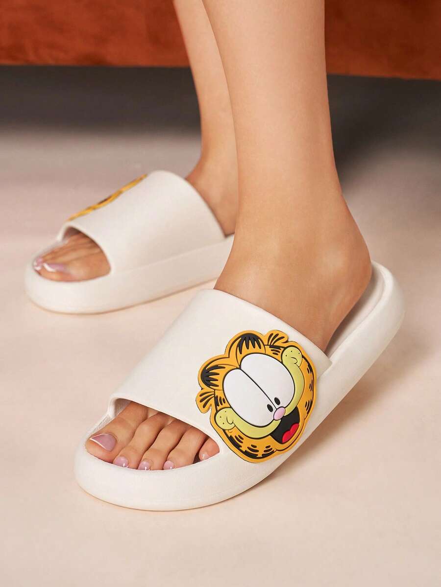 GARFIELD | SHEIN 可爱卡通猫男女白色套脚拖鞋,防滑速干,轻便EVA材质,适合居家、浴室、游乐场、游泳池、海滩等室内外场所,情侣款。 - 白色2 - 查看 1