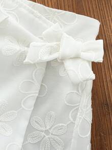 女婴时尚新款可爱蝴蝶结镂空设计短袖上衣和裙子两件套 - 白色 - 查看 6