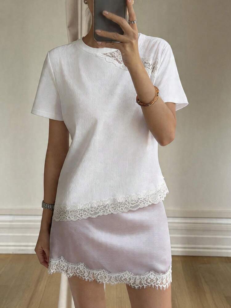 Women's Lace Patchwork Fitted Casual White T-Shirt