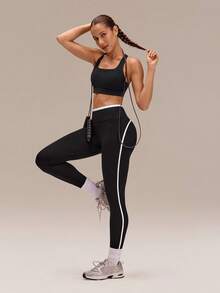 GLOWMODE 24英寸超细柔软无缝紧身裤，V腰塑形提臀设计，撞色缝线，不透视，适合训练、跑步、健身、日常运动穿着 - 黑色 - 查看 9