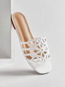 SHUZIA Sandal đế bằng nữ thanh lịch với họa tiết hoa khoét hở. - trắng - Xem 5