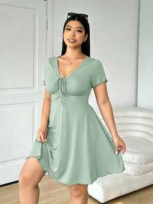 Solflare Plus Size Women's Valentine's Day Light Green V-Neck Front Drawstring Knot Dress - Mint Green - View 6