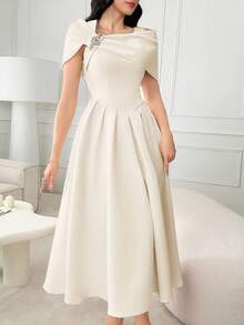 Modelyn Women's Solid Color Asymmetric Shoulder Pleated Patchwork Elegant Summer Dress - Apricot - View 8