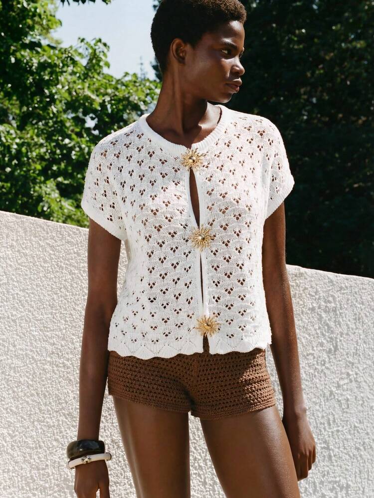 SHEIN Maija MAIJA Women's Boho Open Knit Gold Sunflower Clasp White Crochet Crop Top,Elegant Paris Brunch Summer Outfits,Short Sleeve Mesh Cover Up,White And Gold