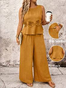 Bộ đồ 2 món cỡ lớn: Áo croptop không tay cổ tròn họa tiết hoa và quần ống rộng. - Màu vàng - Xem 4