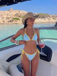 Swim Vcay Bộ bikini dây mảnh cổ yếm màu xanh trắng phối hợp gợi cảm dành cho nữ, thích hợp cho kỳ nghỉ hè 2026. - Nhiều màu - Xem 1