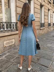 SHEIN PariChic Damen Frühlings-/Sommerkleid mit Schleifchenkragen und Polka-Dot-Muster, kurzes Puffärmel-A-Linien-Kleid mit geraffter Taille, Sommer - Blau - Übersicht 2