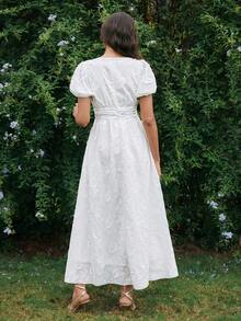 Rafferiza Vestido de verano/primavera elegante francés para vacaciones, salidas y citas. Vestido de línea A con mangas de pétalos, cintura ceñida y bordado blanco jacquard - Blanco - Ver 2