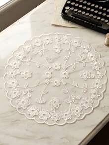 Cirelle 1件装刺绣小花餐垫，防滑静音托盘，精致花卉刺绣，底部防滑，静音设计，圆形，多种颜色可选，可重复使用，兼具装饰性和实用性，是家庭餐桌、厨房台面、咖啡桌、派对、野餐、房间装饰的理想之选，也是节日礼物、派对礼品、情人节礼物的完美之选，适合成人、男士、女士、家人和朋友使用。 - 彩色 - 查看 14