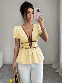 SHEIN Elenzya 优雅夏季度假蓝色条纹深V领性感镂空女式衬衫 - 黃色 - 查看 6