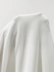 SHEIN Coolane 女士加大码春夏休闲街头风科切拉音乐节露肩网纱荷叶边不对称下摆无肩带上衣 - 白色 - 查看 7