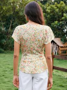 Women's Casual Ditsy Floral Pleated Blouse - Multicolor - View 2