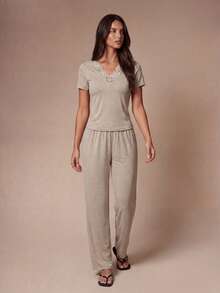 Lazeform Women's Solid Color Lace Patchwork V-Neck Short Sleeve Pajama Set - Khaki - View 7