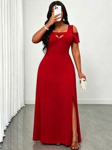 SHEIN Lady Đầm maxi đỏ trễ vai cỡ lớn mới dành cho nữ, gợi cảm và quyến rũ, xẻ tà, thích hợp mặc hàng ngày, hẹn hò, họp mặt, tiệc tùng, trà chiều, thanh lịch và tôn dáng, thể hiện vẻ đẹp nữ tính, tay ngắn mùa hè, thích hợp cho kỳ nghỉ, chất liệu co giãn. - Đỏ - Xem 1