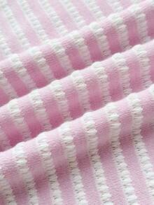 SHEIN Đầm trẻ em gái tuổi teen mùa xuân hè mới, thích hợp cho kỳ nghỉ biển. Chất liệu vải dệt thanh lịch, cổ yếm buộc dây phía trước, xếp ly trang trí kim loại, chân váy xếp tầng bồng bềnh, kiểu dáng mini đáng yêu, màu hồng, kẻ sọc. - Hồng - Xem 5