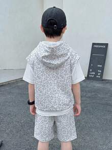 2 pezzi Set di gilet con mezza chiusura lampo e pantaloncini a stampa leopardata, stile coreano casual e comodo per bambini maschi - Bianco - Visualizzare 3