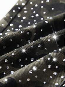 ROMWE MEN 男士时尚迷彩水钻装饰口袋牛仔裤 - 彩色 - 查看 3