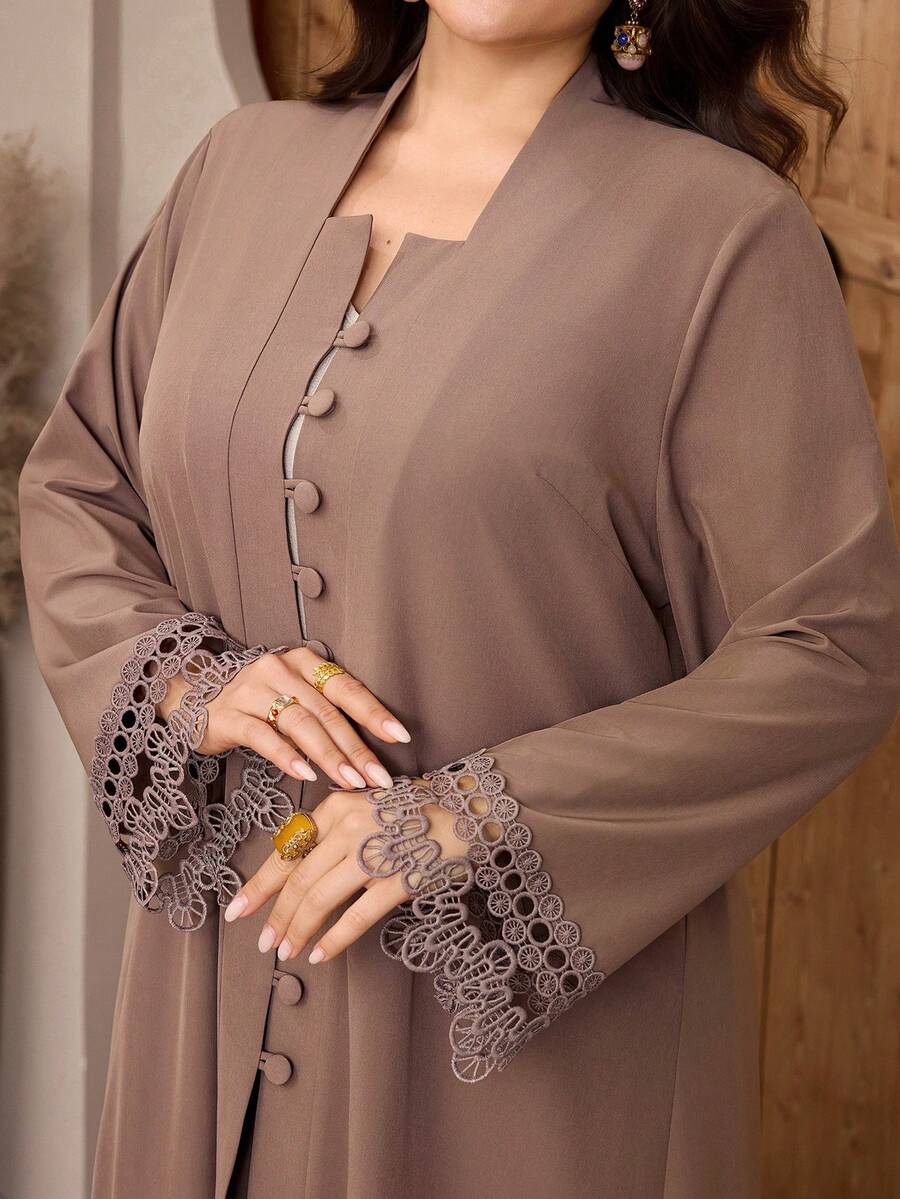 SHEIN Najma Plus Size Women's Contrast Lace Long Sleeve Single-Breasted Abaya