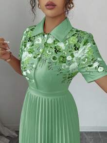Elenzga 女士印花褶裥短袖翻领纽扣休闲度假风连衣裙，设计细节精美，适合返校、教师装、感恩节等场合。 - 綠色 - 查看 3