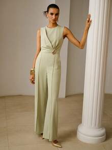 ZEYLAH Dammode Asymmetrisk Volangärmlös Jumpsuit med Metallspänne och Volang - Mint Grön - Visa 3