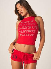 Missguided x Playboy Parte superior de chaleco rojo con detalles de tachuelas metálicas, texto con rhinestones y diseño de espalda de tirantes - Rojo - Ver 5