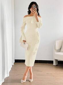 Modelyn 女式露肩长袖贴花装饰修身优雅中长连衣裙 - 杏色 - 查看 8