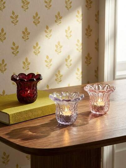 Cirelle 1pc Floral Glass Candlestick, Transparent Color Candle Holder, Modern And Simple Home Decoration, Suitable For Living Room, Bedroom, Tabletop, Wedding Decoration Candlesticks, With Elegant Flower Design, Can Accommodate Tea Candles, Small Scented Candles Or Small Jar Candles, Creating A Warm And Romantic Atmosphere