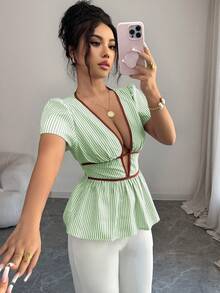 SHEIN Elenzya 优雅夏季度假蓝色条纹深V领性感镂空女式衬衫 - 綠色 - 查看 6