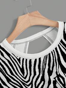 SHEIN Essnce Áo thun nữ dáng rộng không tay, cổ tròn, hở lưng, vạt áo bất đối xứng, thích hợp cho mùa hè, họa tiết da báo, trang phục mùa hè cho nữ. - Nhiều màu - Xem 6