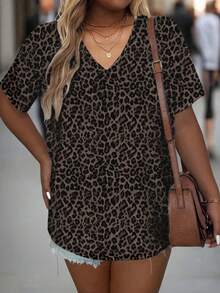 EMERY ROSE Plus-Size Women's Leopard Print V-Neck Short-Sleeved Casual T-Shirt, Best-Selling Style. - Multicolor - View 3