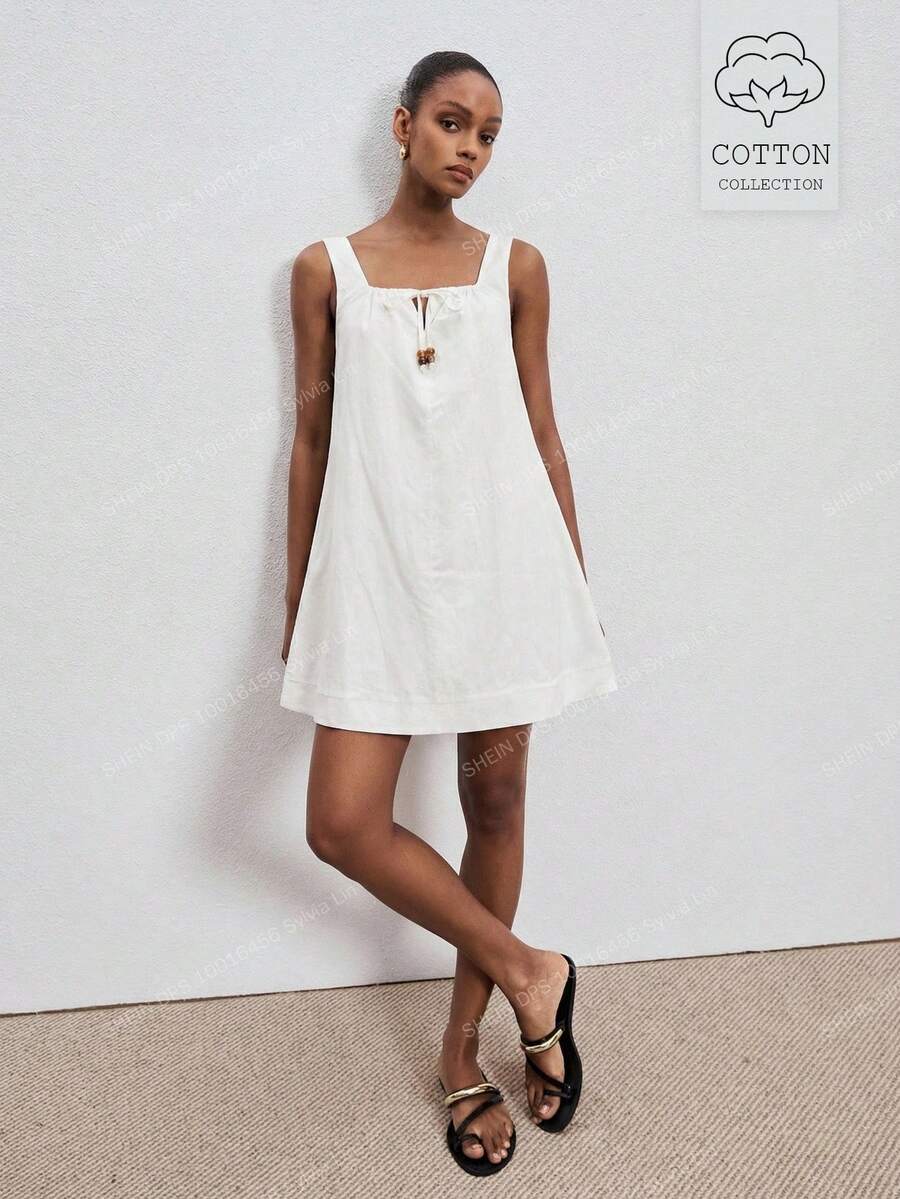 ATUI Studio 白色宽肩带吊带短款无袖连衣裙，适合春夏穿着 - 白色 - 查看 1