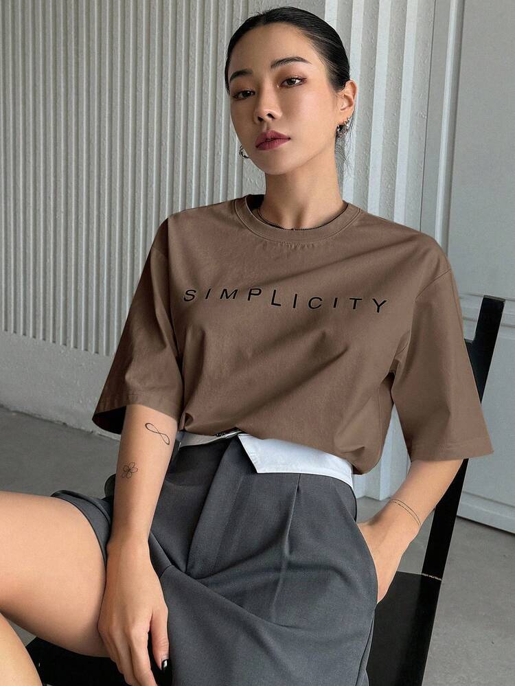 Letter Print Loose Fit Round Neck Women T-Shirt Summer