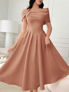 Modelyn Women's Solid Color Rhinestone Flower Decor Elegant Dress - Champagne - View 8