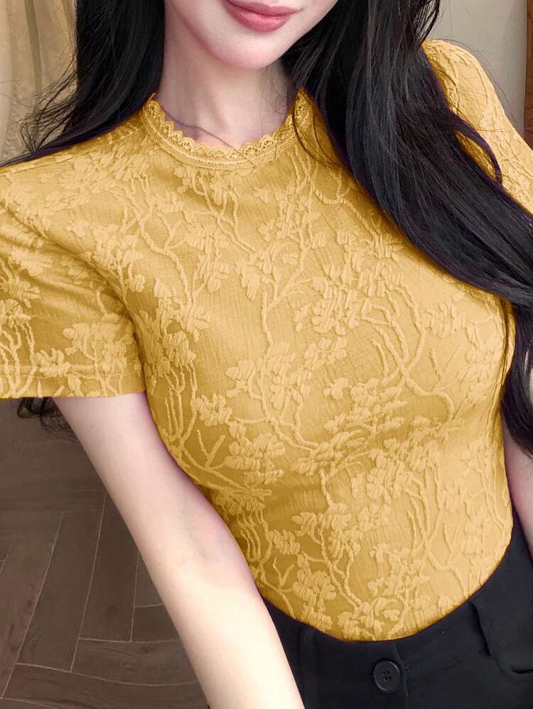 Yellow Floral Print Lace Crop Top, Fitted Short Sleeve T-Shirt For Wedding, Party, Music Festival
