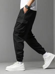 Manfinity Hypemode Pantalones cargo de moda casual para hombre con cintura con cordón, bolsillo con solapa y puños, adecuados para el uso diario - Negro - Ver 4