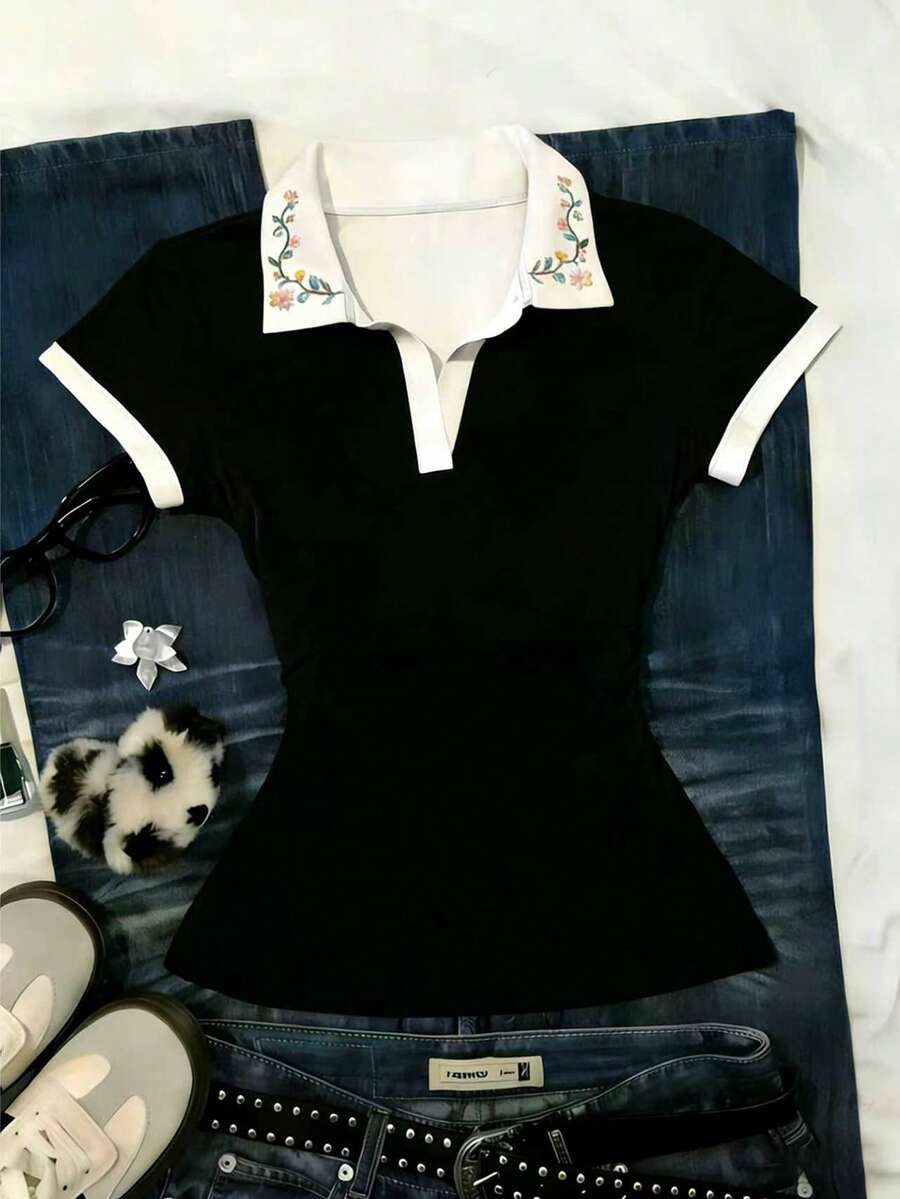 SHEIN 女士休闲度假通勤花卉刺绣V领修身T恤,夏季 - 彩色 - 查看 1