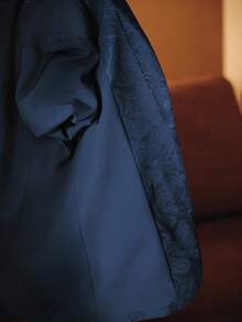 Áo khoác blazer nữ thanh lịch, kiểu dáng tối giản, tay dài, cổ bẻ, chất liệu jacquard, màu đỏ. - Màu xanh hải quân - Xem 8