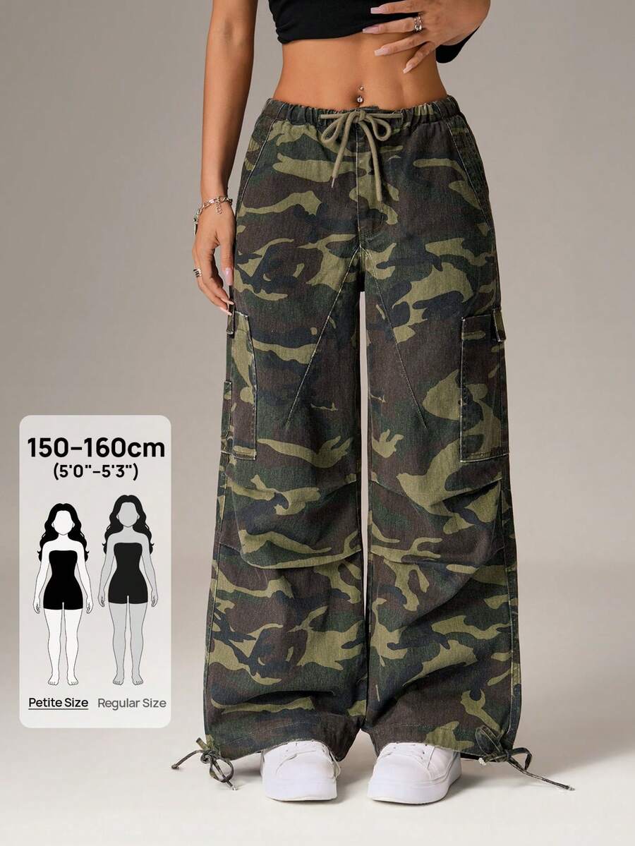 SHEIN PETITE Jeans con cordón y estampado de camuflaje para mujer - Azul - Ver 1